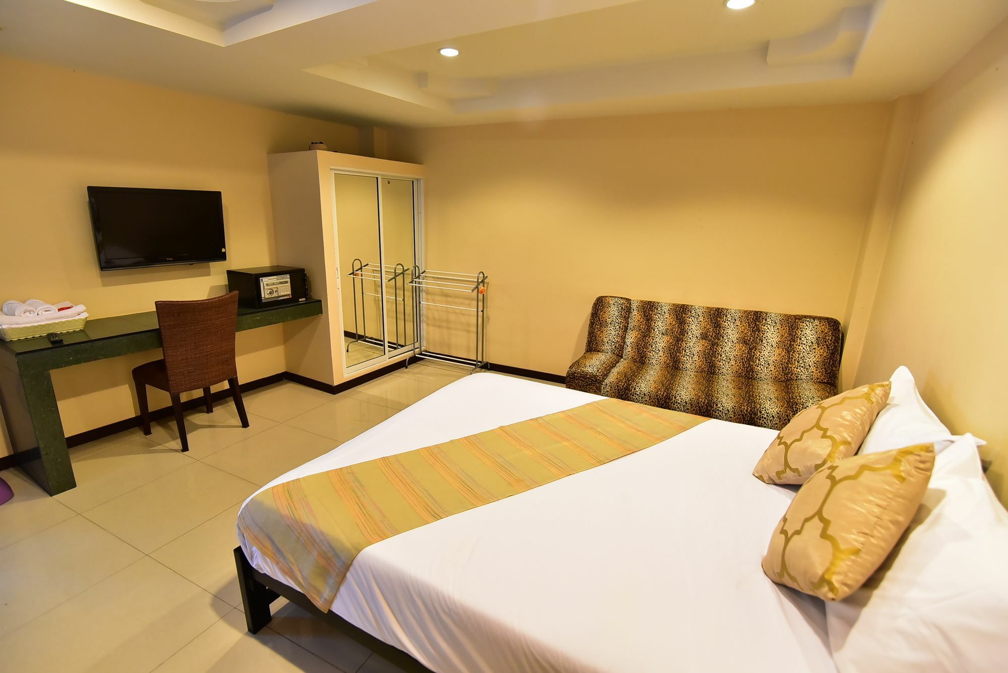 Joy House Haat Jomtien Eksteriør bilde